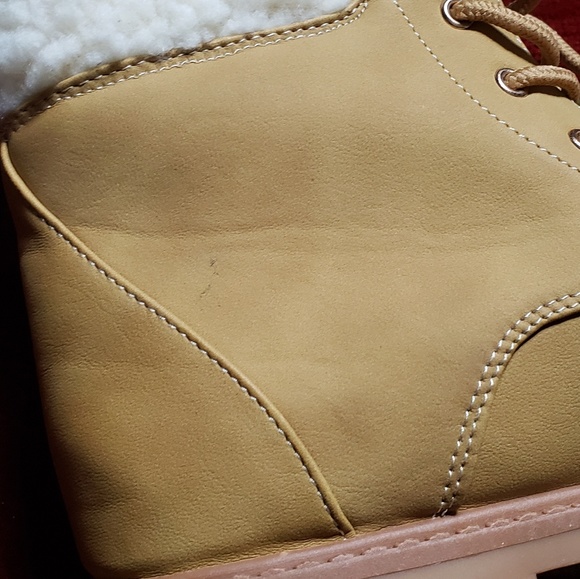 SALE!! High top timberland inspired boot - Picture 7 of 8